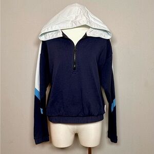 Core10 Colorblock Half Zip Hoodie – Navy/White/Blue – Women’s M